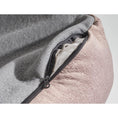 Załaduj obraz do przeglądarki galerii, Hundebett Classic - BUFFALO TAUPE - BenzoDesign