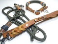 Załaduj obraz do przeglądarki galerii, Halsband Set MARLON in olivgrün - BenzoDesign