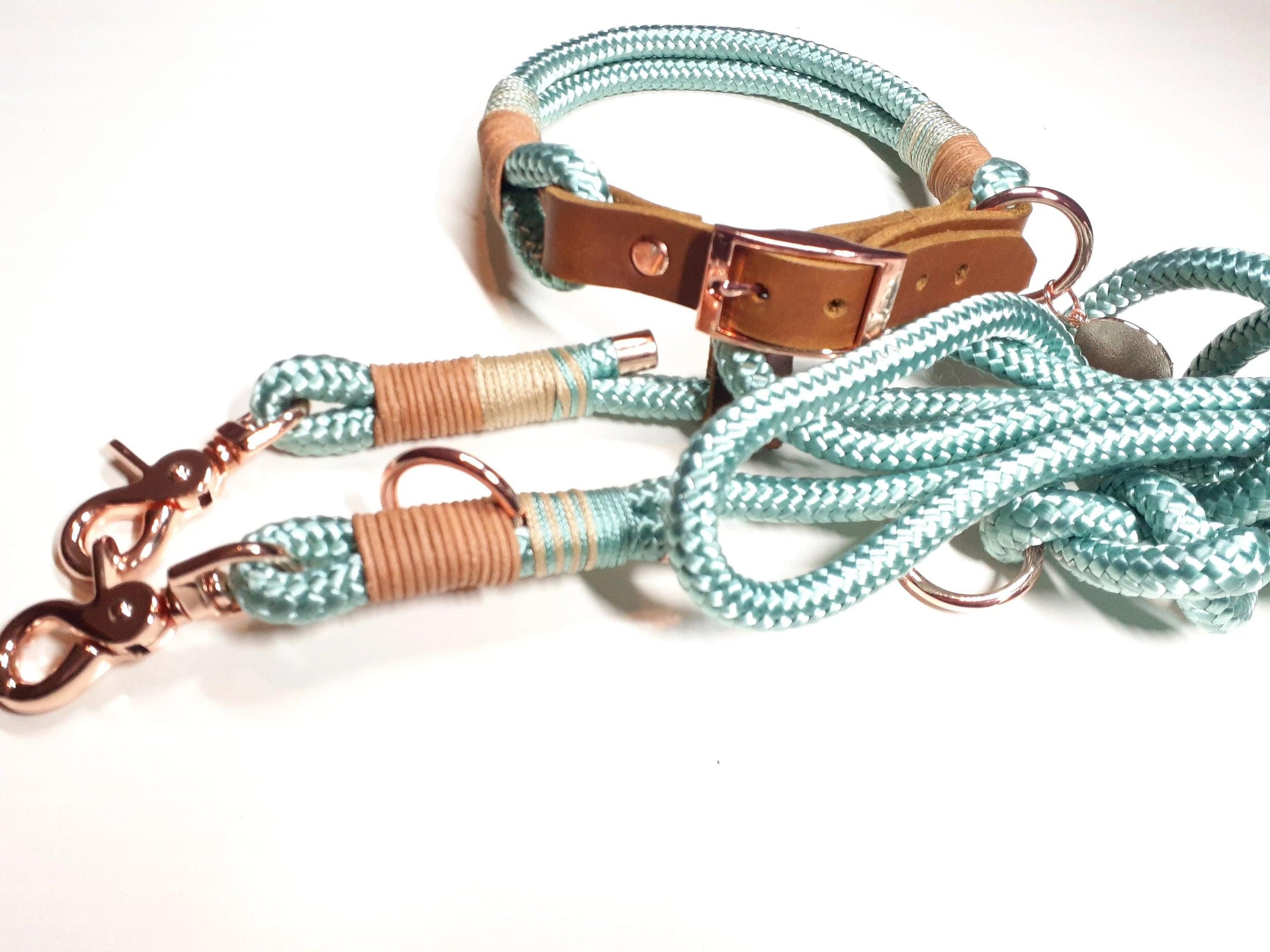 Set di collari ABBY in menta - BenzoDesign